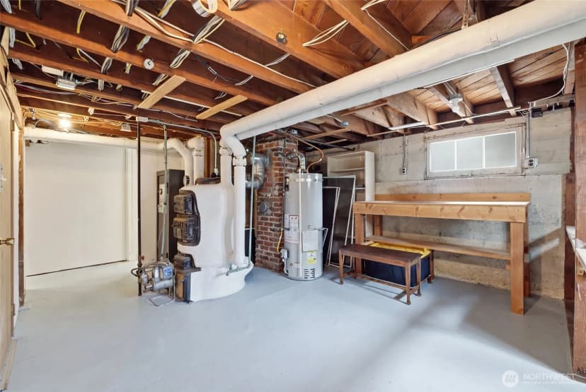 Property photo for 3127 Broadway E, Seattle photo 35