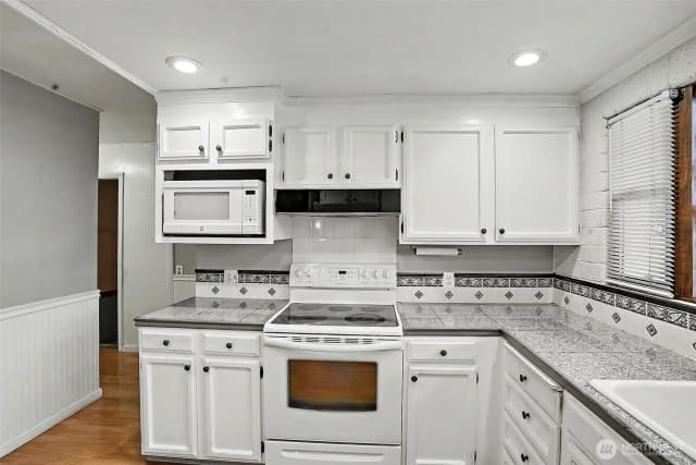 Property photo for 415 R Street Ne, Auburn photo 5