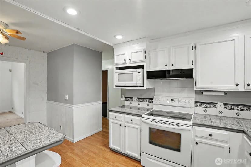 Property photo for 415 R Street Ne, Auburn photo 6