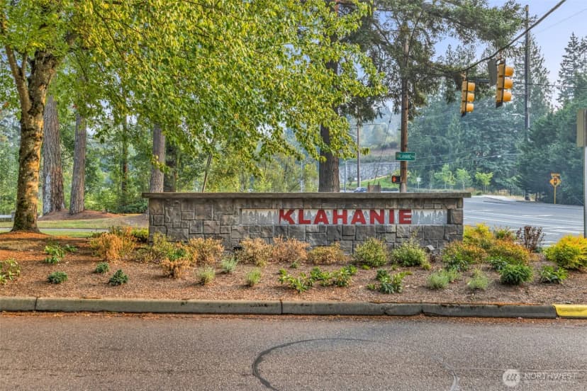 Property photo for 4205 243rd Avenue Se, Sammamish photo 34