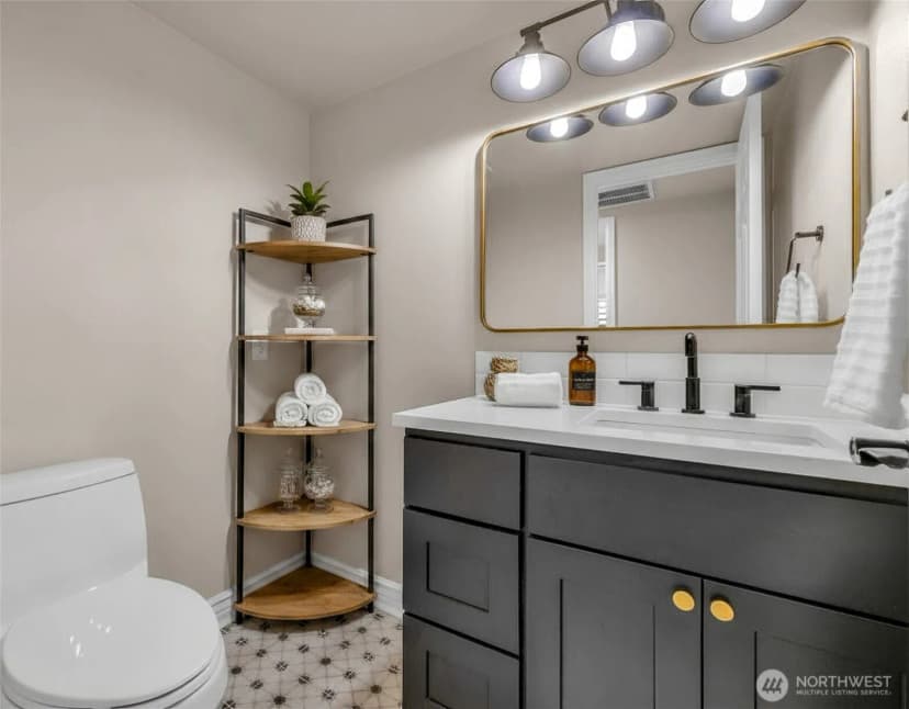 Property photo for 4205 243rd Avenue Se, Sammamish photo 23
