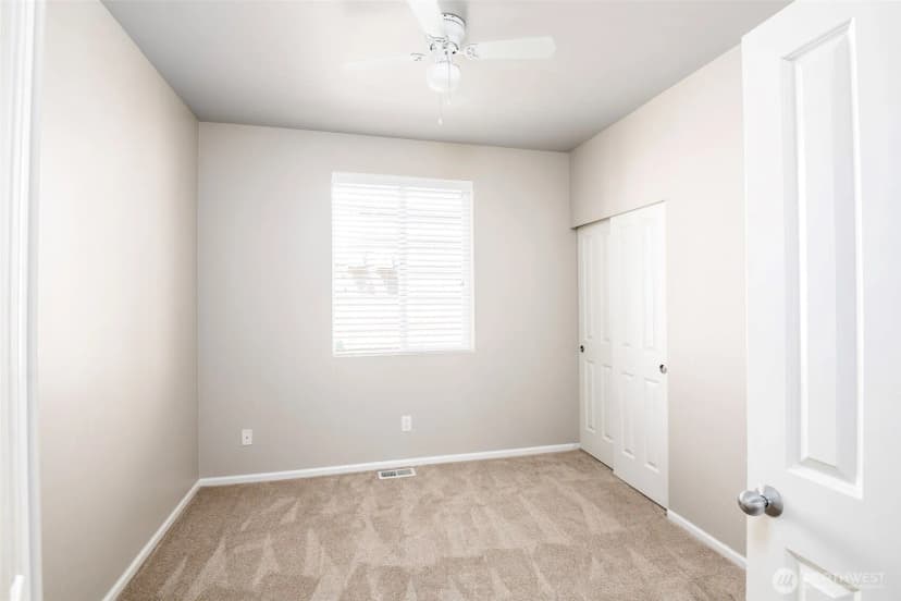 Property photo for 28011 Maple Ridge Way Se, Maple Valley photo 17