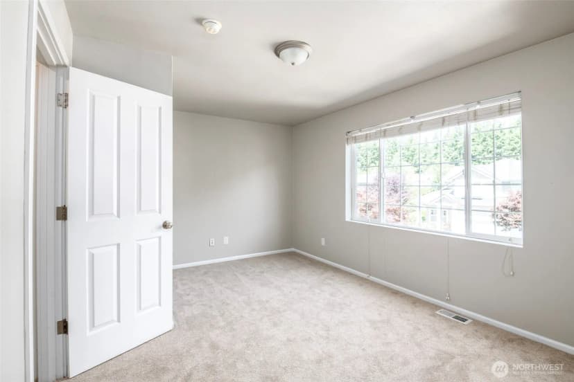 Property photo for 28011 Maple Ridge Way Se, Maple Valley photo 29