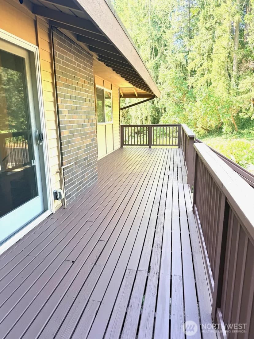 Property photo for 17120 Ne 2nd Place, Bellevue photo 25