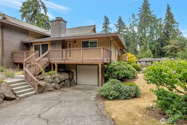 Property photo for 17120 Ne 2nd Place, Bellevue