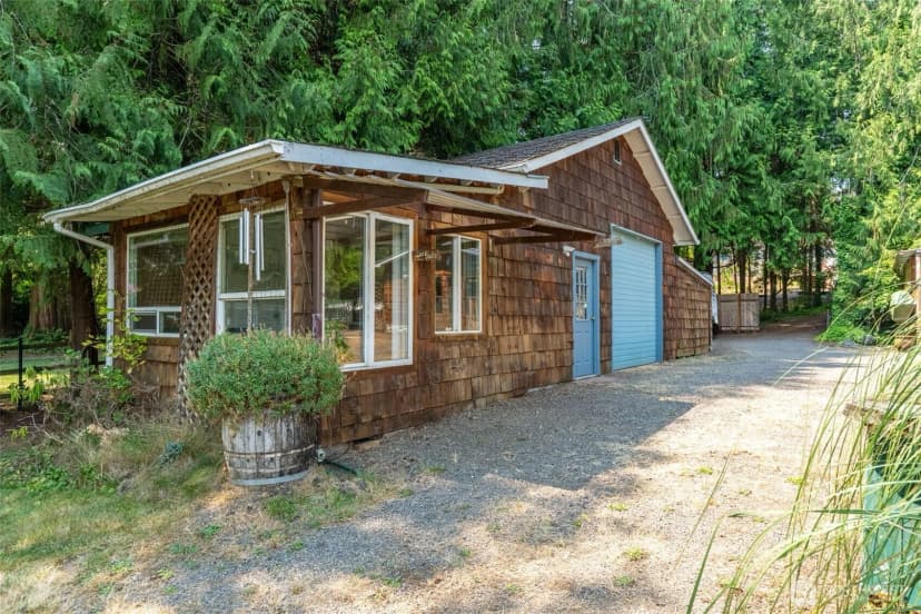 Property photo for 14940 Cedarwood Drive Se, Tenino photo 9