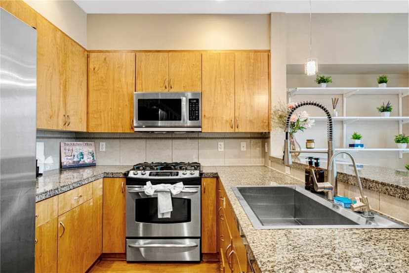 Property photo for 162 Cougar Ridge Road Nw #1104, Issaquah photo 10