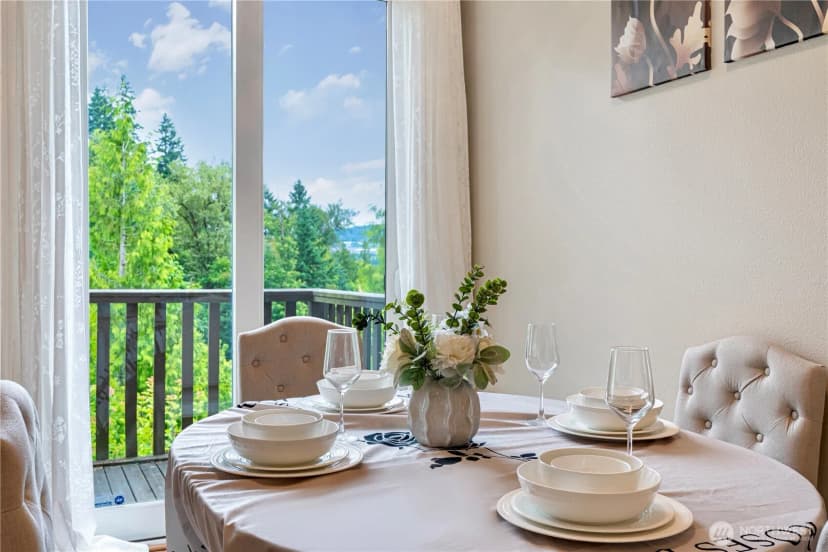 Property photo for 162 Cougar Ridge Road Nw #1104, Issaquah photo 14