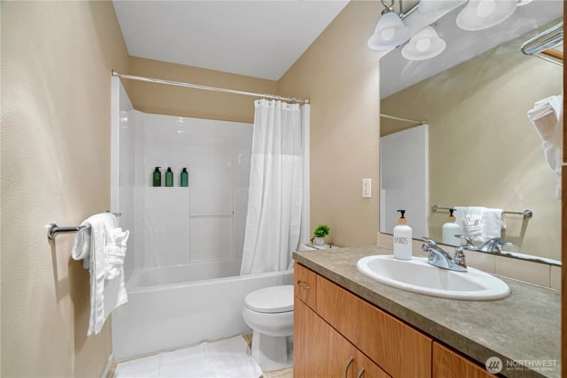 Property photo for 162 Cougar Ridge Road Nw #1104, Issaquah photo 28