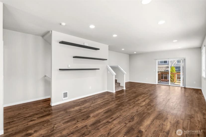 Property photo for 12909 20th Drive W #g, Everett photo 6