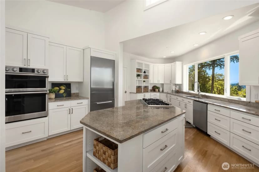 Property photo for 8430 Se 53rd Place, Mercer Island photo 20