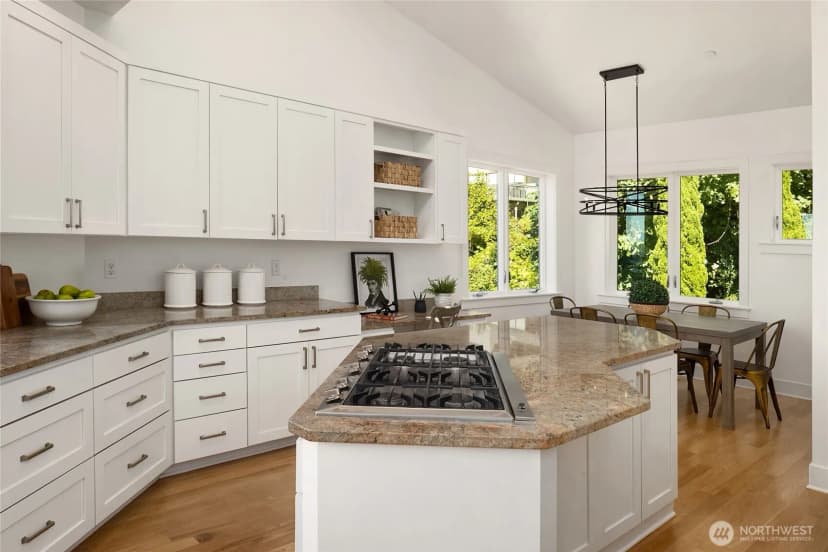 Property photo for 8430 Se 53rd Place, Mercer Island photo 16