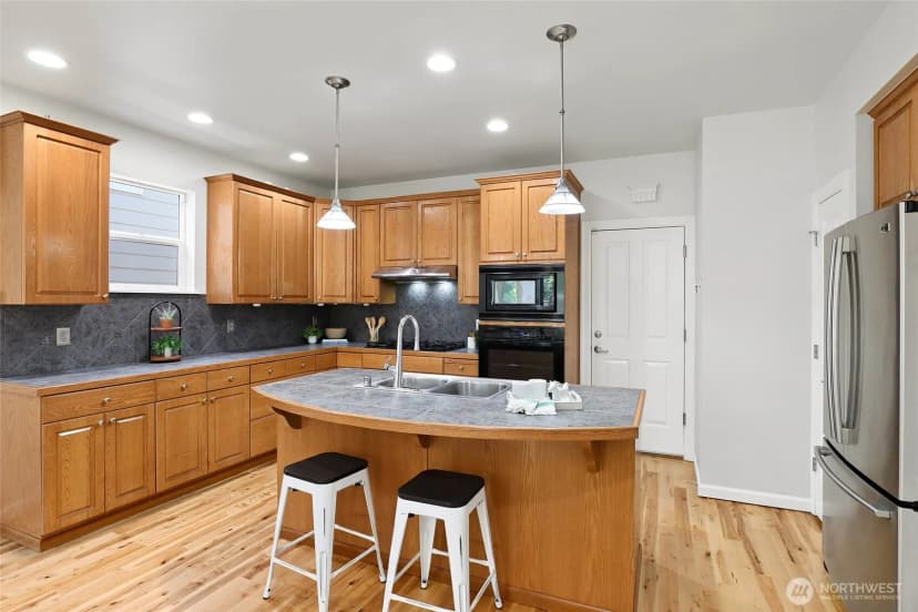 Property photo for 16619 Se 167th Street, Renton photo 8
