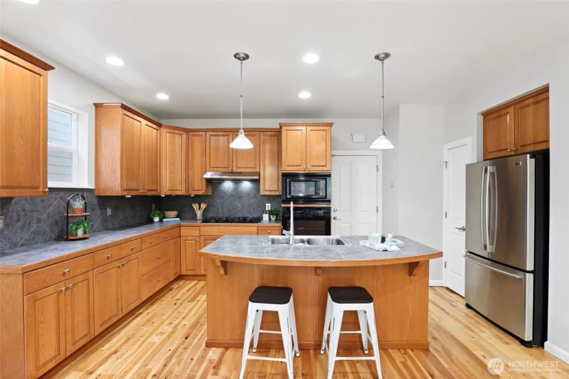 Property photo for 16619 Se 167th Street, Renton photo 9