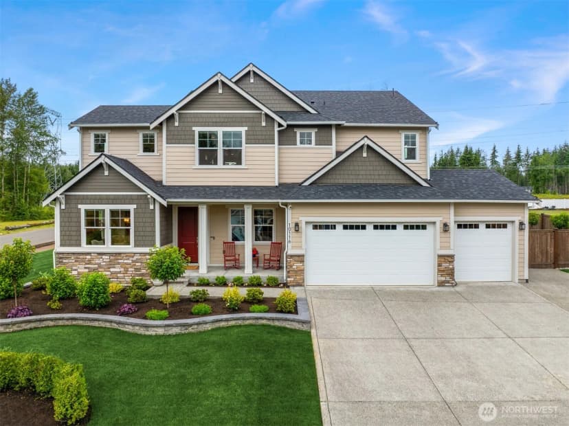 Property photo for 10116 135th Avenue Ne, Lake Stevens photo 2
