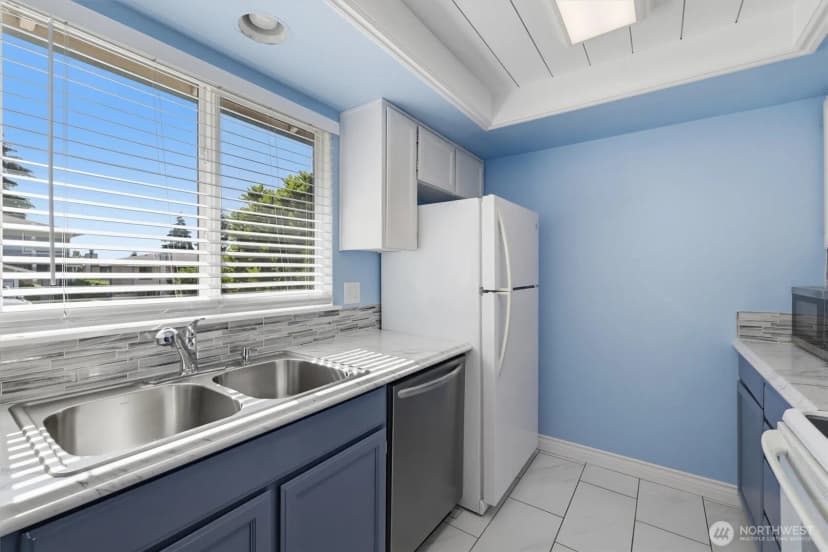 Property photo for 24918 110th Avenue Se #21a, Kent photo 14