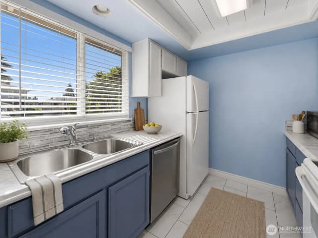 Property photo for 24918 110th Avenue Se #21a, Kent photo 4