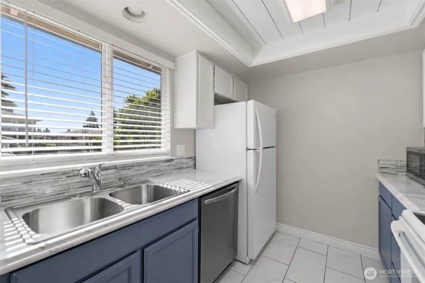 Property photo for 24918 110th Avenue Se #21a, Kent photo 14