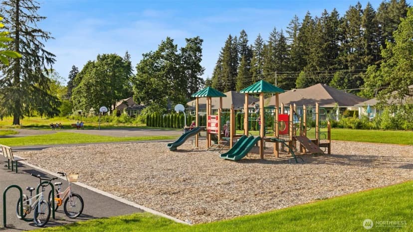 Property photo for 13739 14th Ave Court E #0132, Tacoma photo 9
