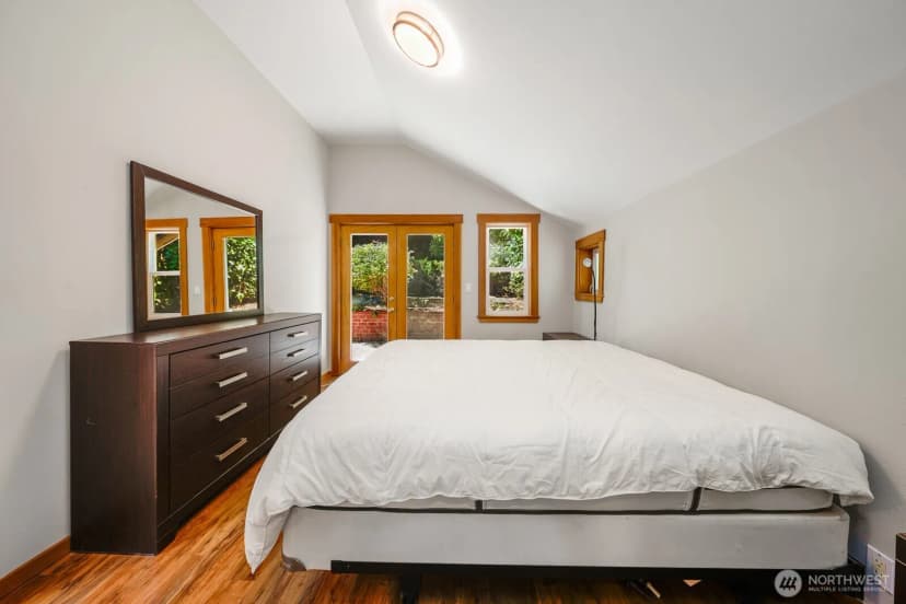 Property photo for 12721 27th Avenue Ne, Seattle photo 18