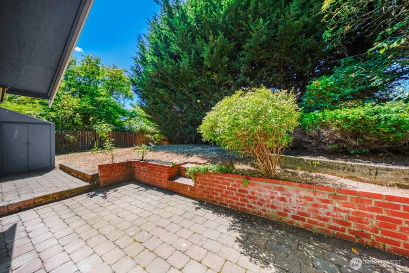 Property photo for 12721 27th Avenue Ne, Seattle photo 21