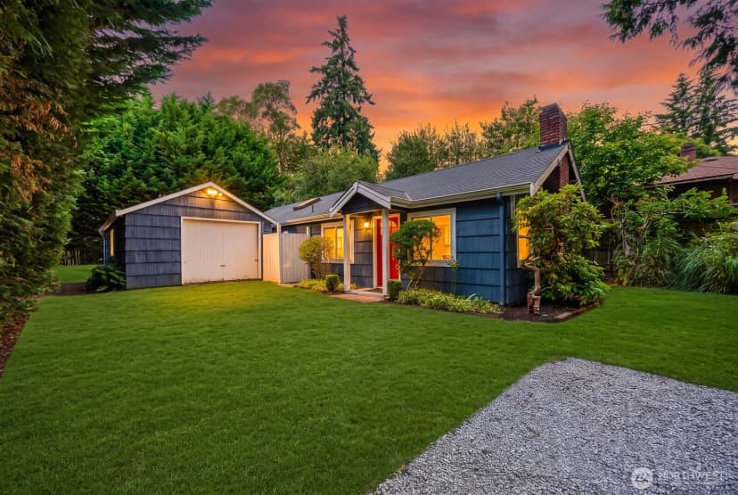 Property photo for 12721 27th Avenue Ne, Seattle photo 25