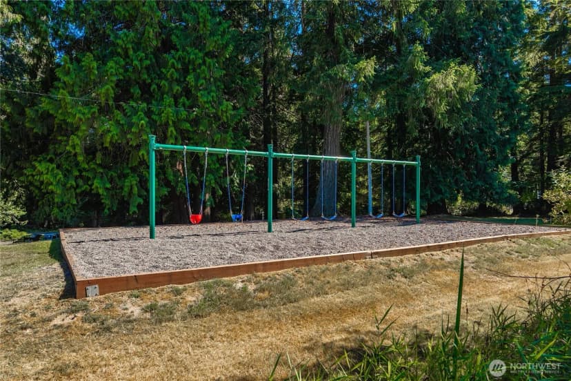 Property photo for 520 E Lakeshore Drive W, Shelton photo 31