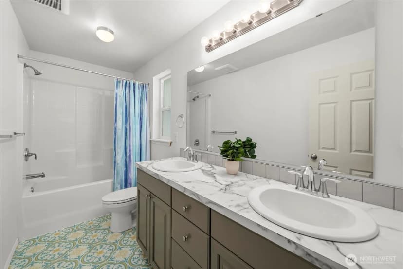Property photo for 520 E Lakeshore Drive W, Shelton photo 15