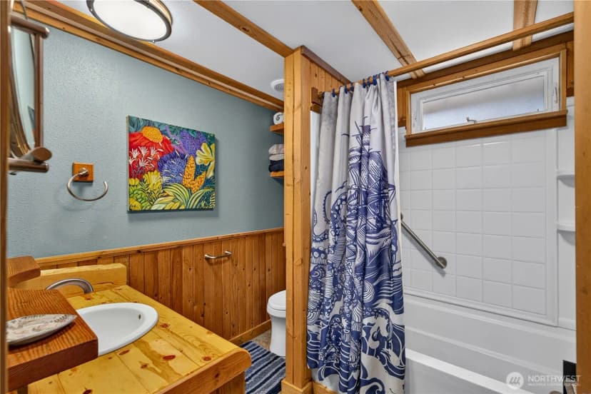 Property photo for 7489 Woody Lane, Anacortes photo 26