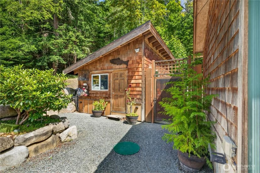 Property photo for 7489 Woody Lane, Anacortes photo 11