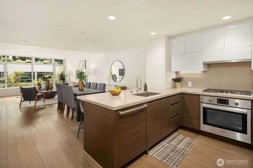 Property photo for 583 Battery Street #516n, Seattle