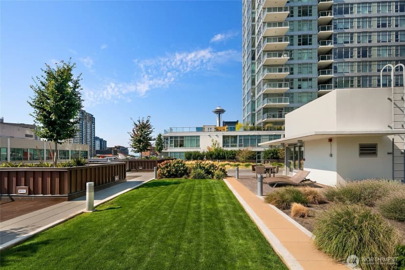 Property photo for 583 Battery Street #516n, Seattle photo 15