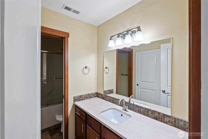 Property photo for 8725 Se Yeshua Lane, Port Orchard photo 29