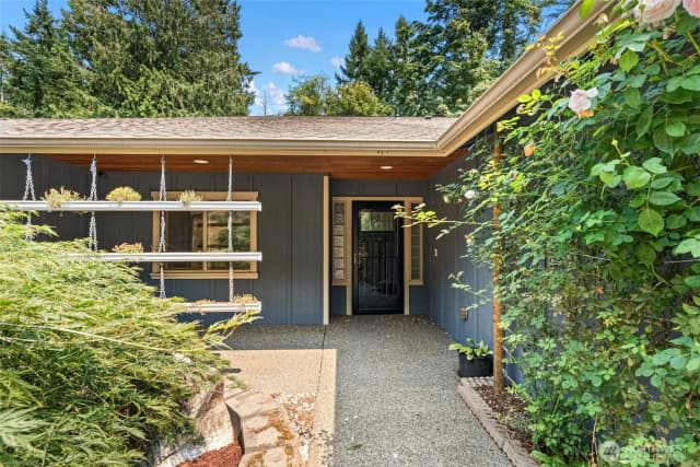 Property photo for 8725 Se Yeshua Lane, Port Orchard photo 3