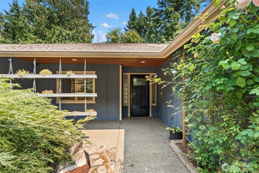 Property photo for 8725 Se Yeshua Lane, Port Orchard photo 3