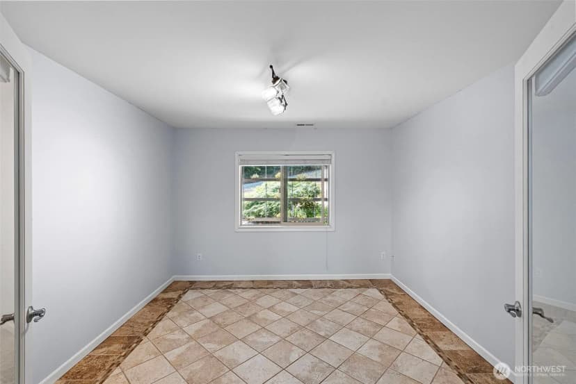 Property photo for 8725 Se Yeshua Lane, Port Orchard photo 28
