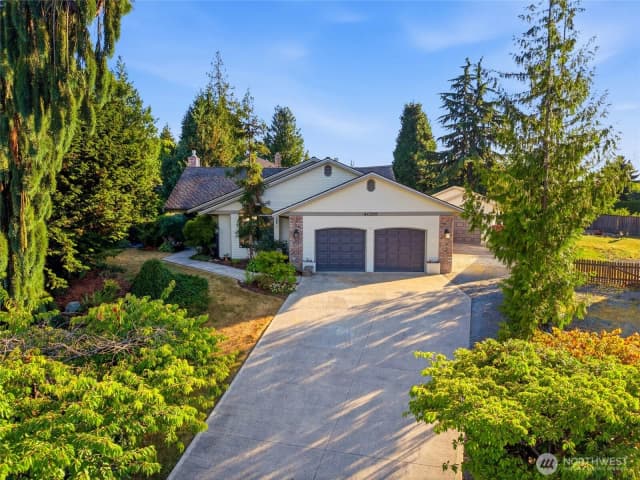 Property photo for 4006 Moody Place, Mount Vernon
