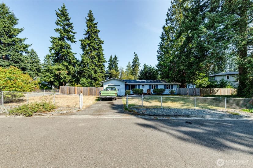 Property photo for 21925 2nd Avenue Se, Bothell photo 28