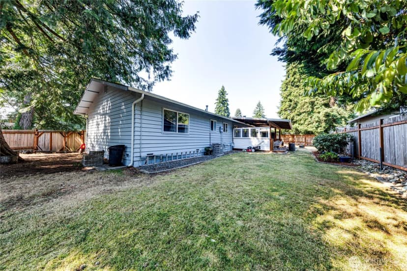 Property photo for 21925 2nd Avenue Se, Bothell photo 23