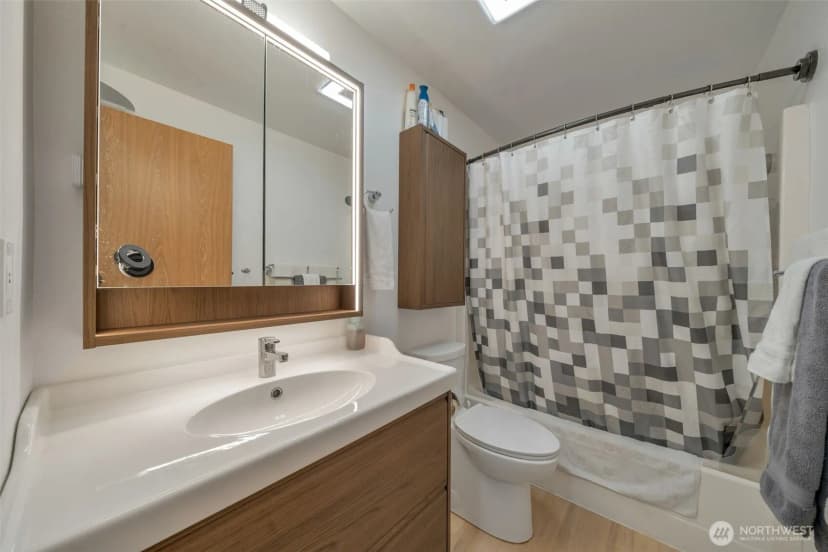 Property photo for 2399 Mcdonald Avenue, Dupont photo 17