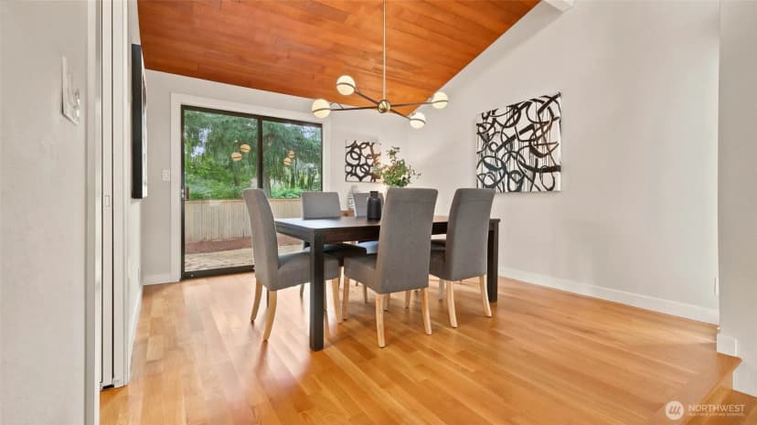Property photo for 7520 86th Avenue Se, Mercer Island photo 9