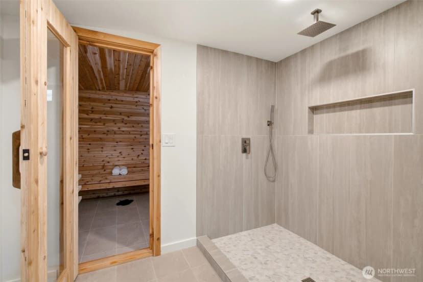 Property photo for 3116 Crystal Springs Road W, University Place photo 12