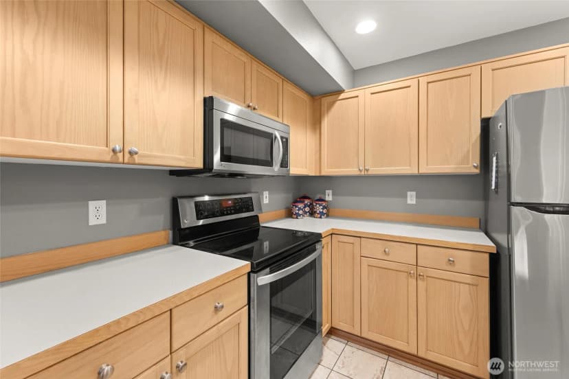 Property photo for 1600 121st Street Se #w106, Everett photo 8