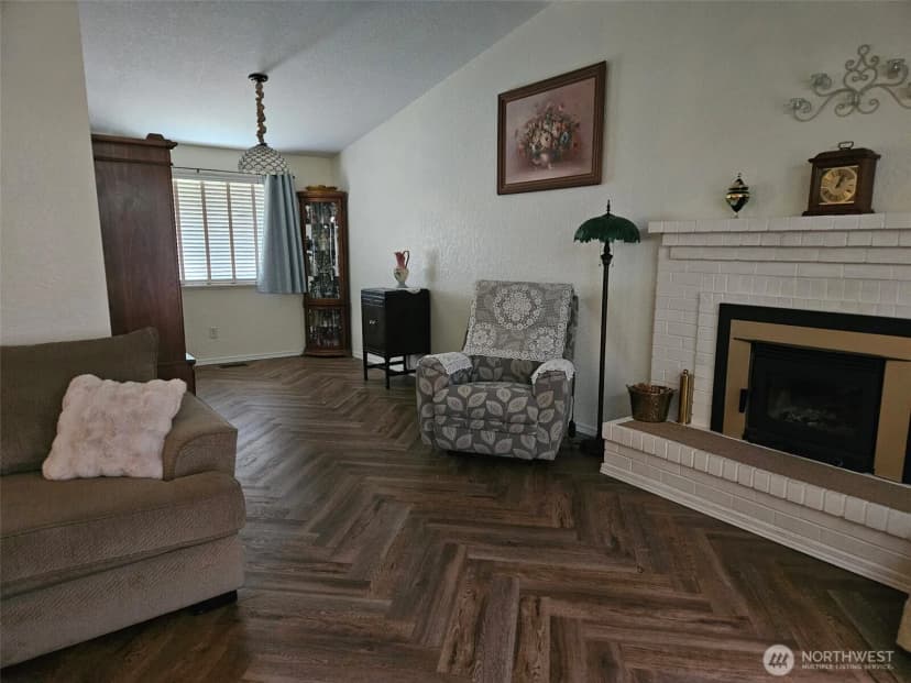 Property photo for 6819 E 254th Street, Graham photo 30