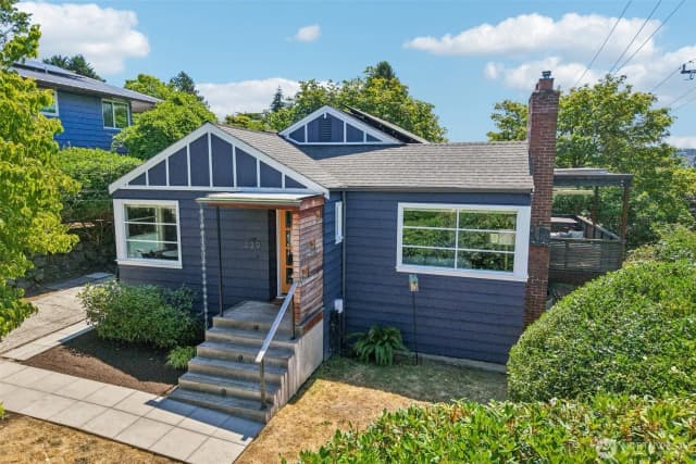 Property photo for 239 Nw 48th Street, Seattle