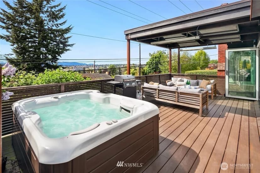 Property photo for 239 Nw 48th Street, Seattle photo 16