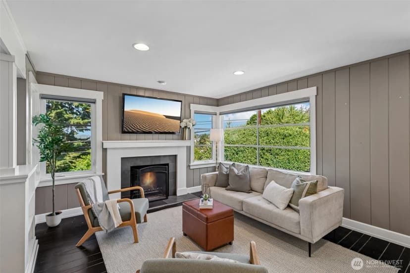 Property photo for 239 Nw 48th Street, Seattle photo 5