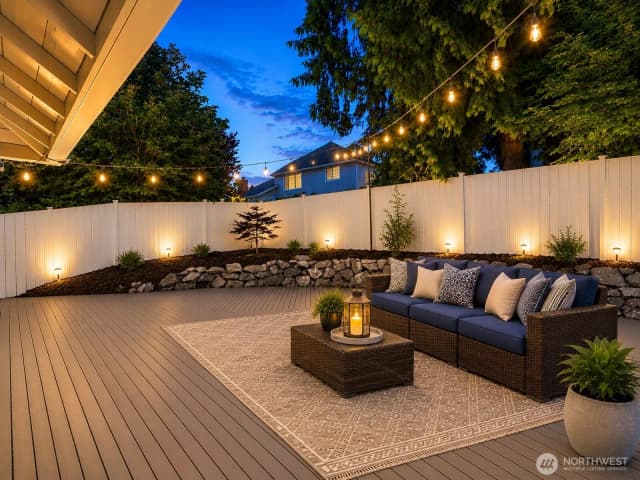 Property photo for 527 Sw 331st Street, Federal Way photo 2