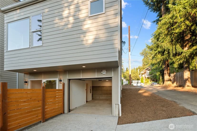 Property photo for 12749 37th Avenue Ne, Seattle photo 32