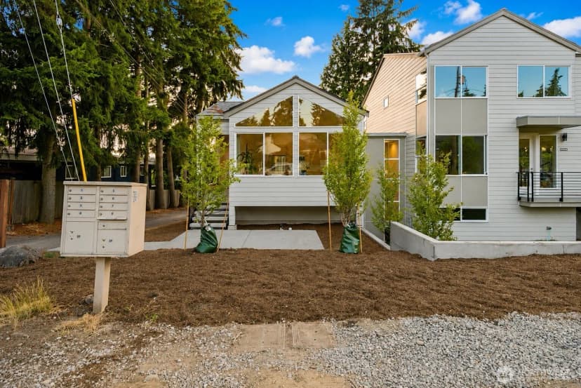 Property photo for 12749 37th Avenue Ne, Seattle photo 39